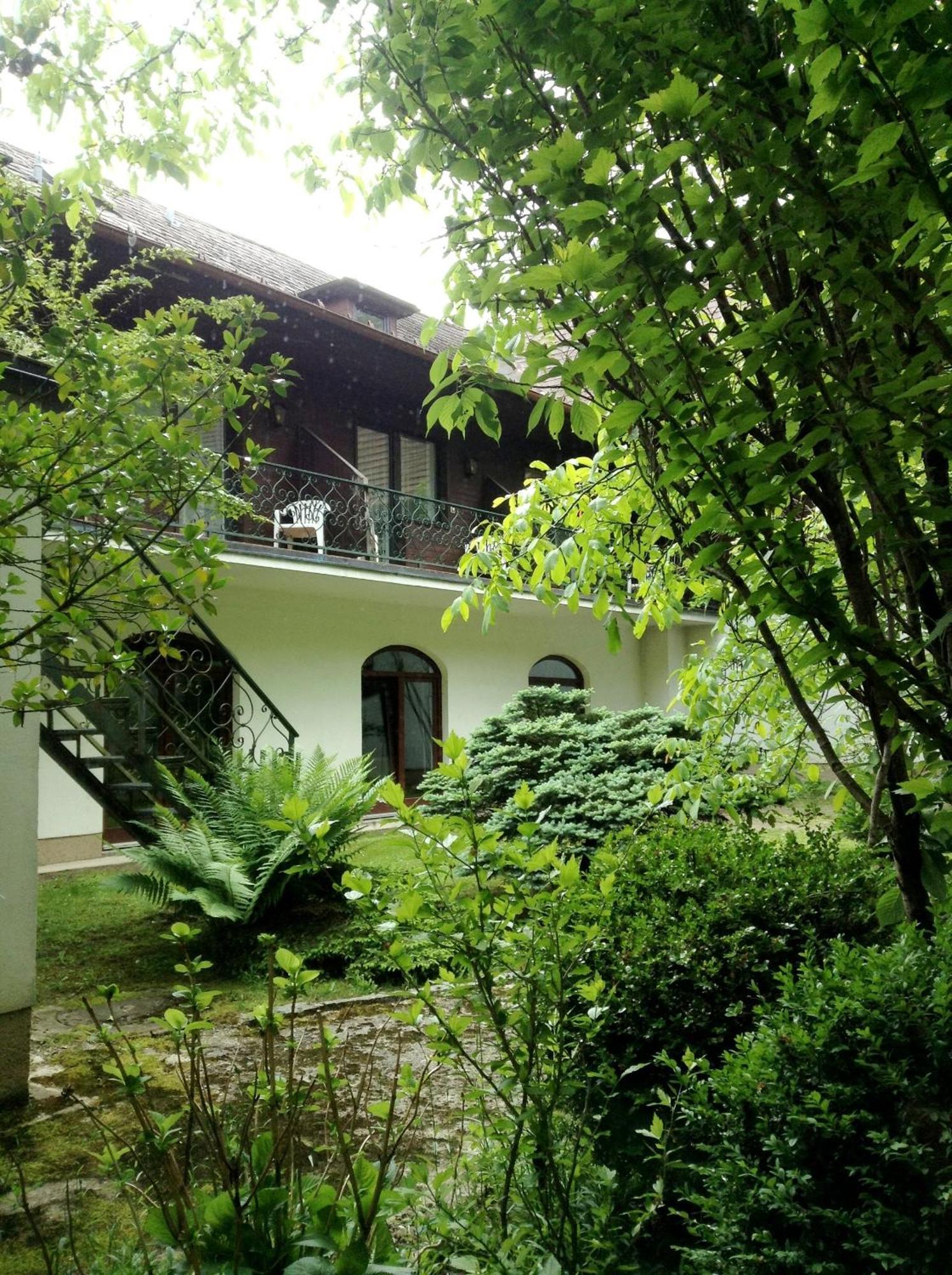 Hotel Gruenes Tuerl Bad Schallerbach Buitenkant foto