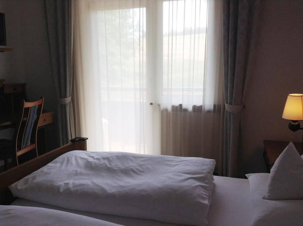 Hotel Gruenes Tuerl Bad Schallerbach Buitenkant foto